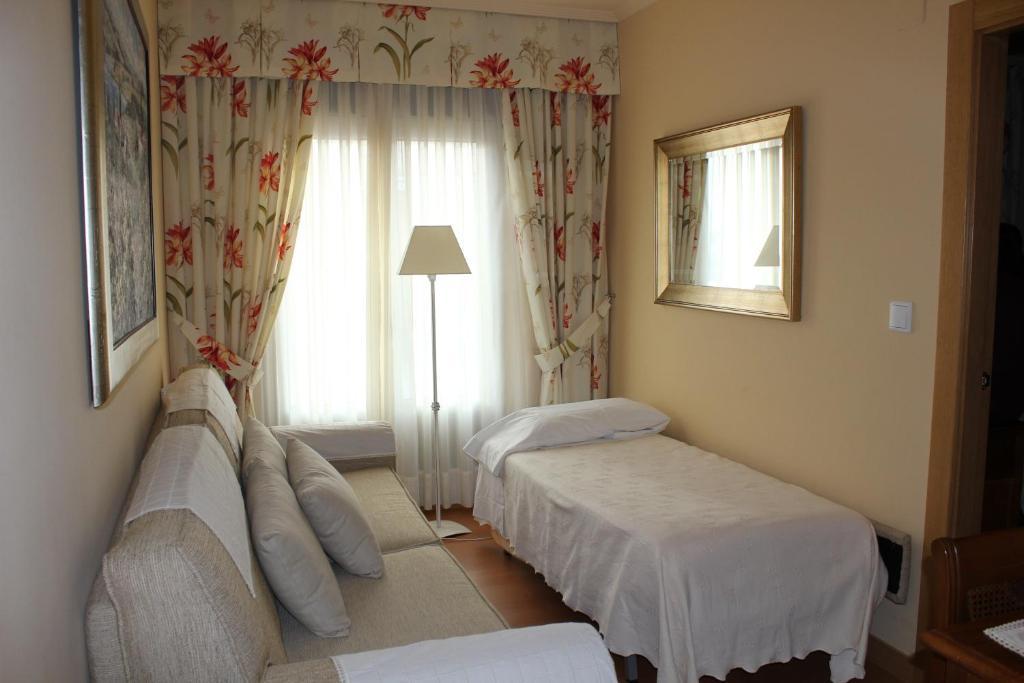 Hotel Villa De Larraga Zimmer foto