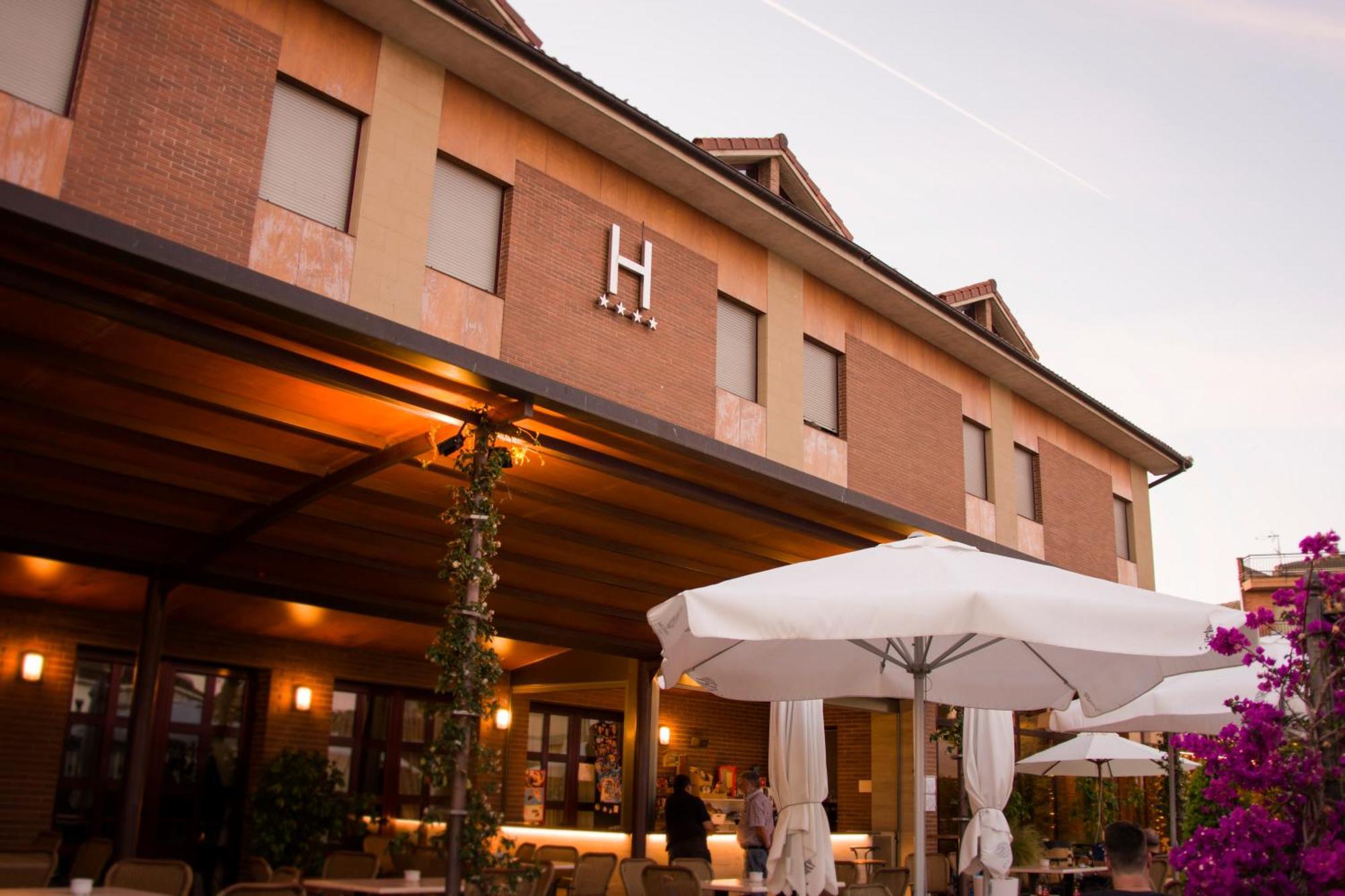 Hotel Villa De Larraga Exterior foto